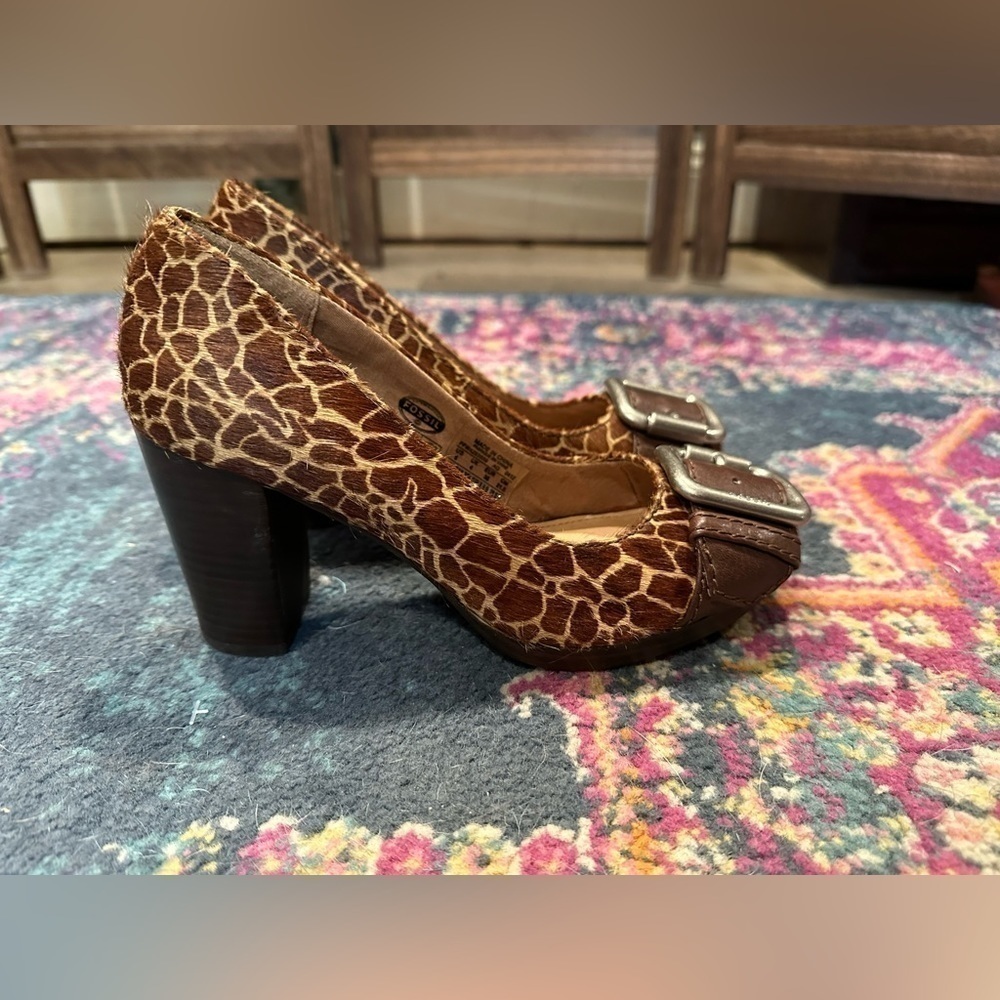 Fossil Maddox Giraffe Print Calf Hair Pump